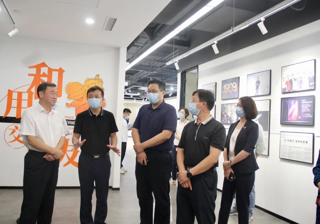 【園區(qū)要聞】團(tuán)中央權(quán)益部部長岳偉、團(tuán)省委書記侯貴松一行蒞臨支點(diǎn)科技園參觀調(diào)研